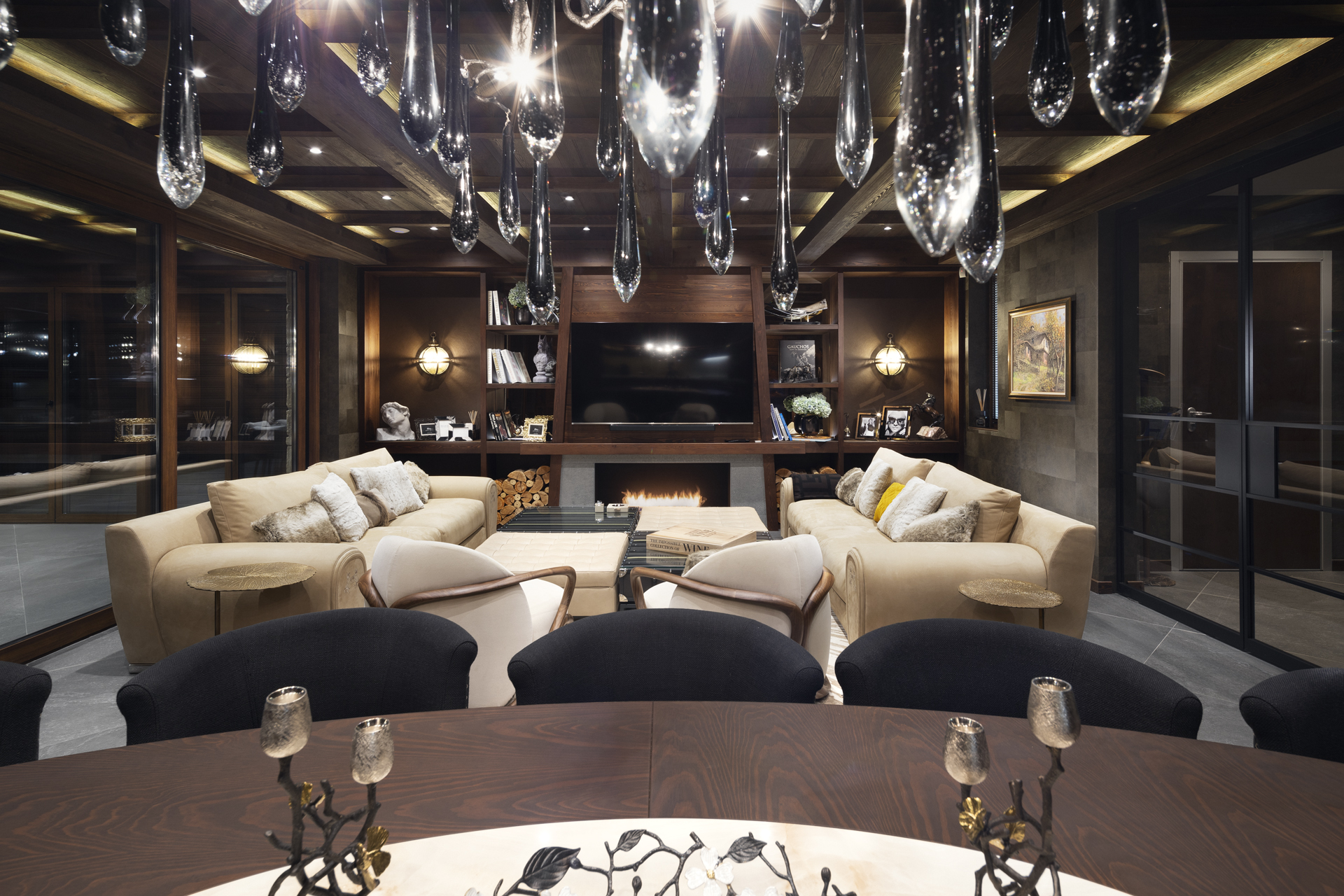 10 НЕЩА, КОИТО НЯМА ДА ОТКРИЕТЕ В ДОМА НА ХОРА, КОИТО СА “OLD MONEY”